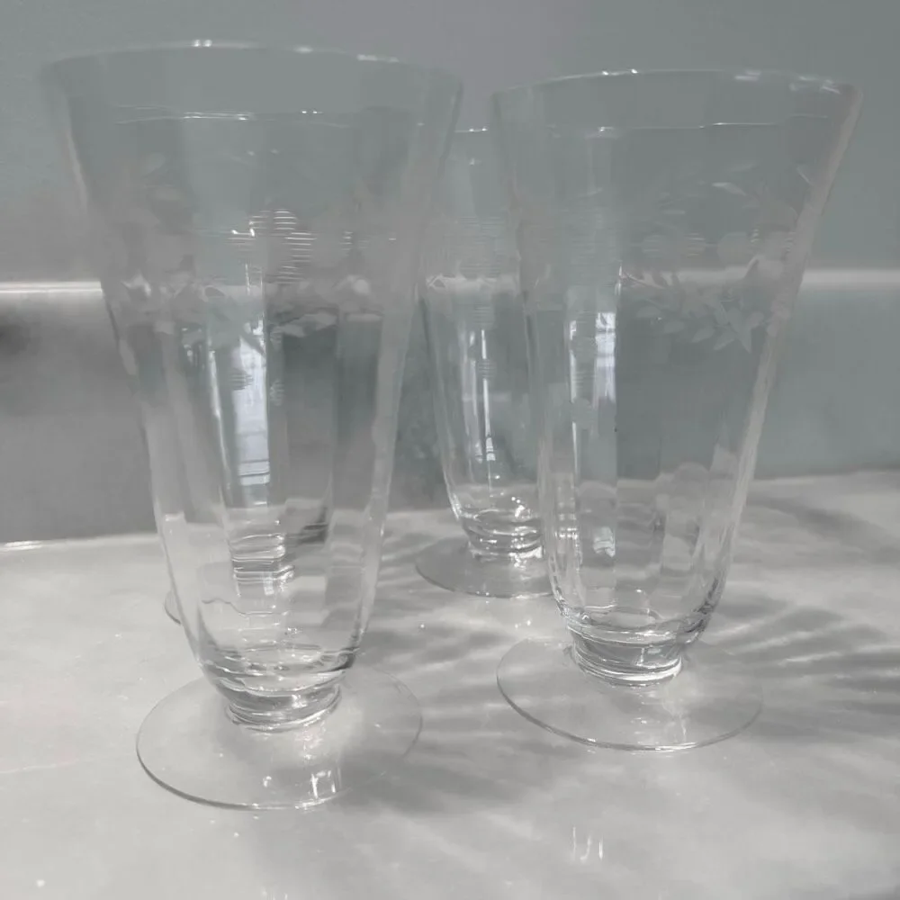 Lot of 4 Antique Clear Etched Flower Design Footed Crystal Pilsner Beer Glasses